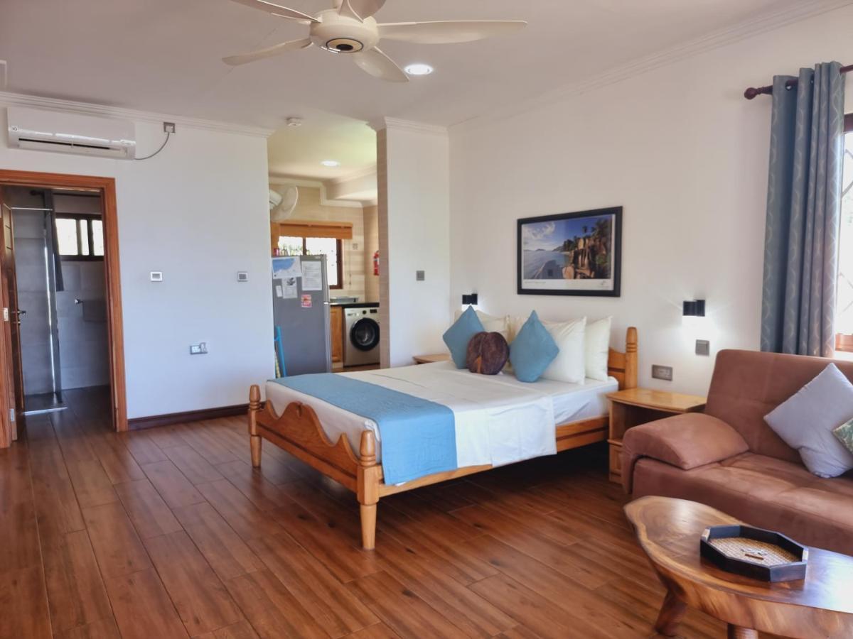 Drake Seaside Studio Apartments Bel Ombre ภายนอก รูปภาพ