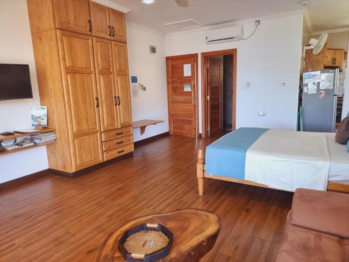 Drake Seaside Studio Apartments Bel Ombre ภายนอก รูปภาพ