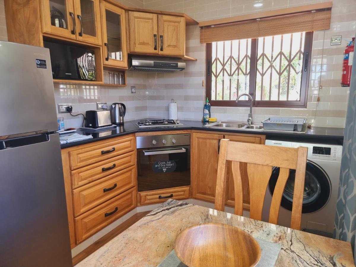 Drake Seaside Studio Apartments Bel Ombre ภายนอก รูปภาพ