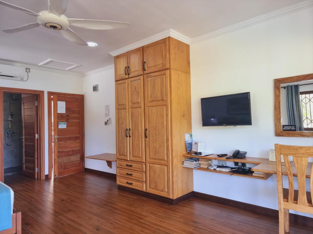 Drake Seaside Studio Apartments Bel Ombre ภายนอก รูปภาพ