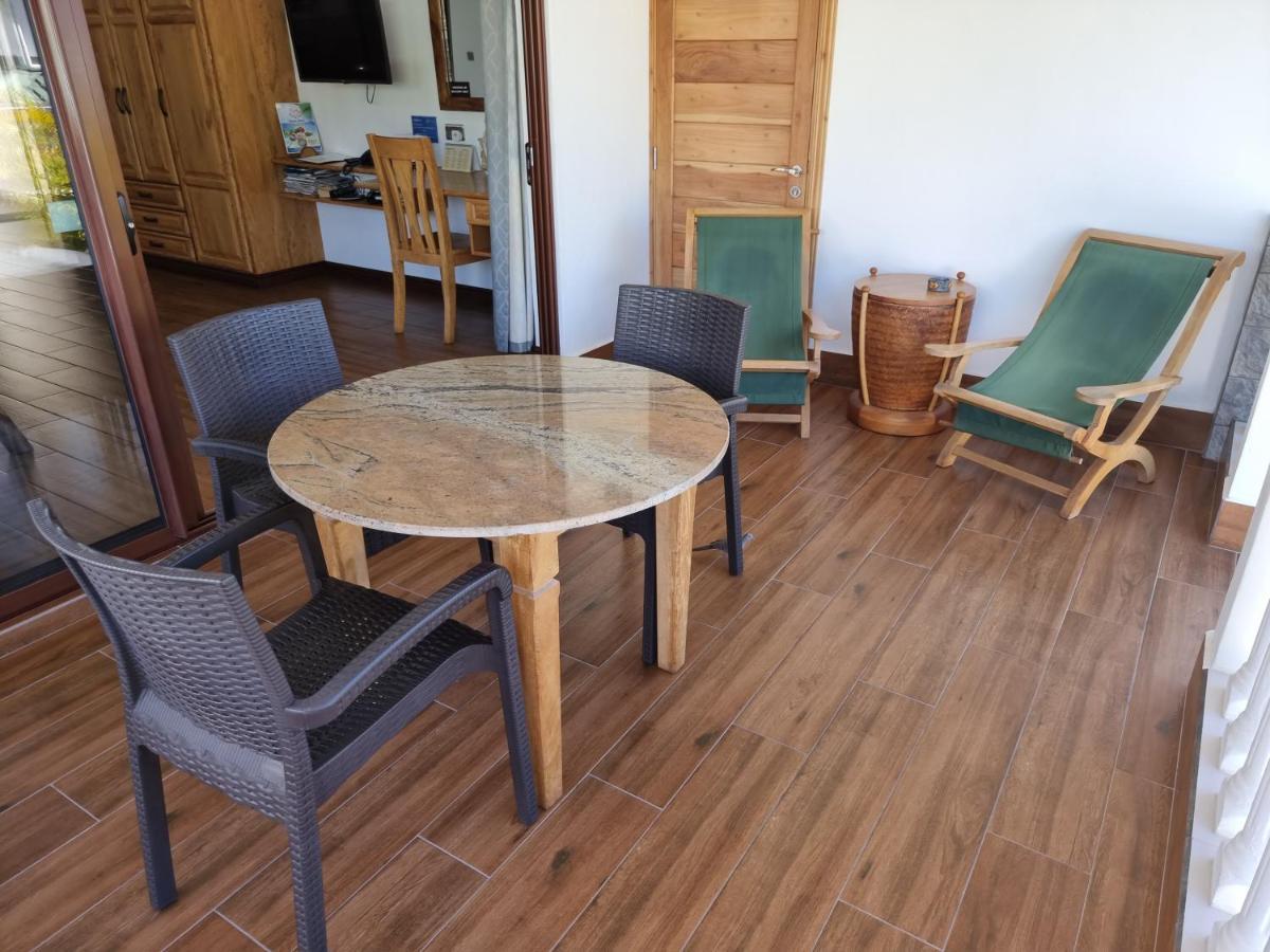 Drake Seaside Studio Apartments Bel Ombre ภายนอก รูปภาพ