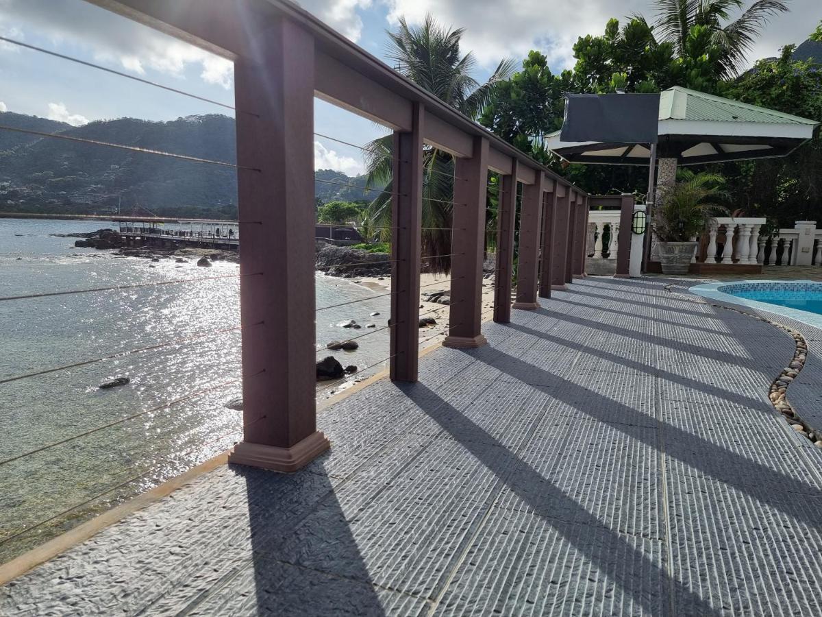 Drake Seaside Studio Apartments Bel Ombre ภายนอก รูปภาพ
