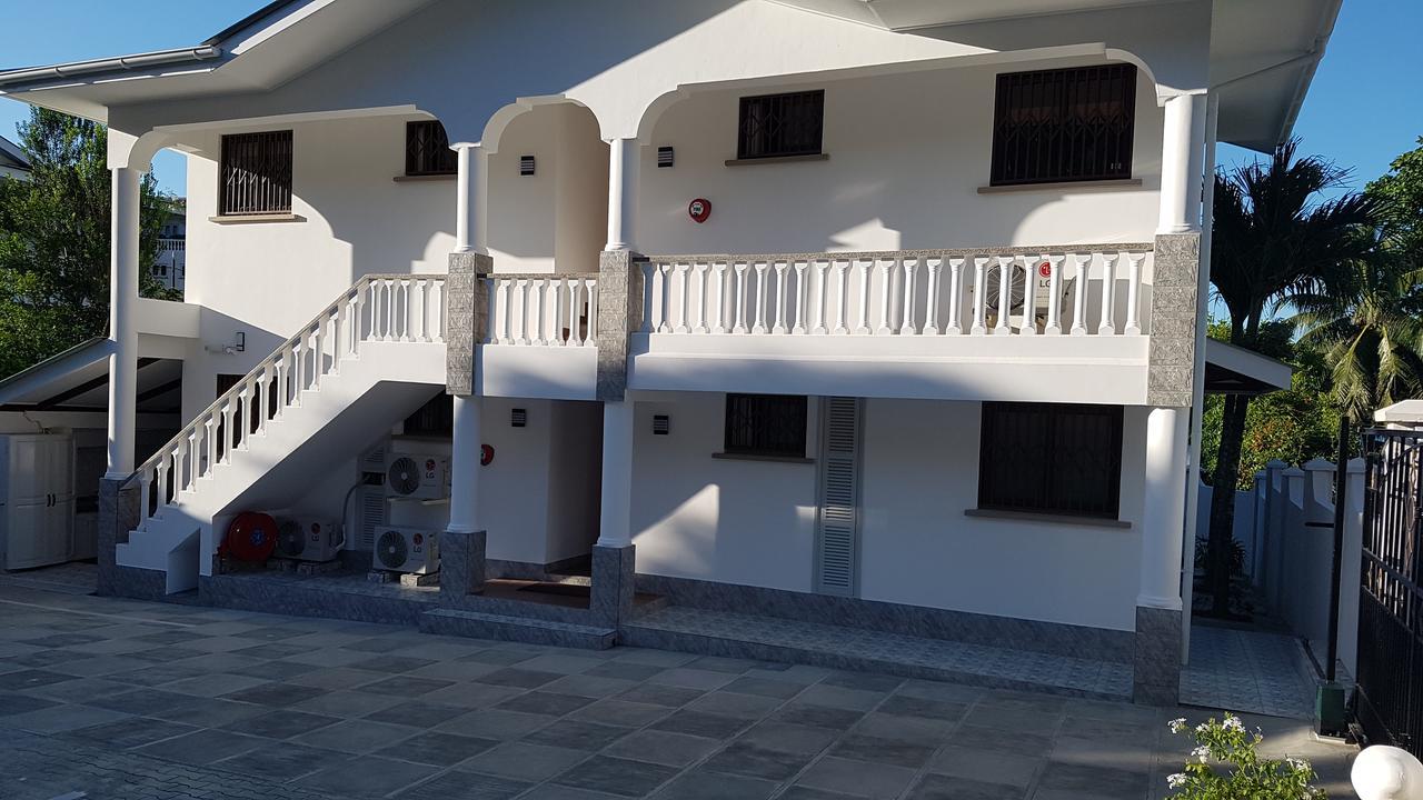 Drake Seaside Studio Apartments Bel Ombre ภายนอก รูปภาพ